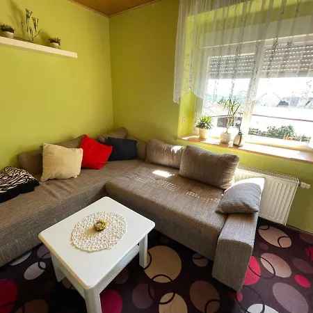 Fremdenzimmer Nossen Apartman *